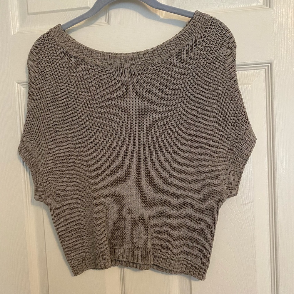 Vince Cropped Gray Lightweight Sweater